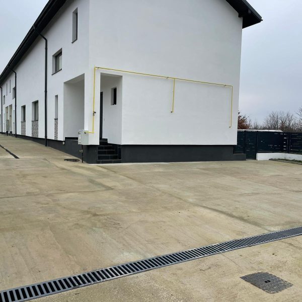 0b8bc46b-97dd-495f-9572-07583d6f020b